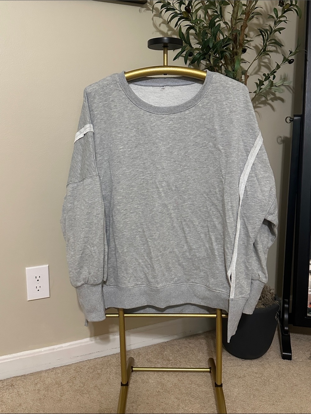 Everyday Lightweight Grey Crewneck Sweater with Contrast Trim
